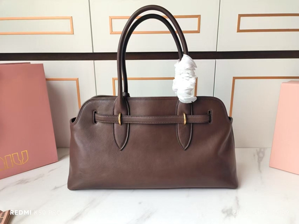 スーパーコピーブランドバッグ背面デザイン